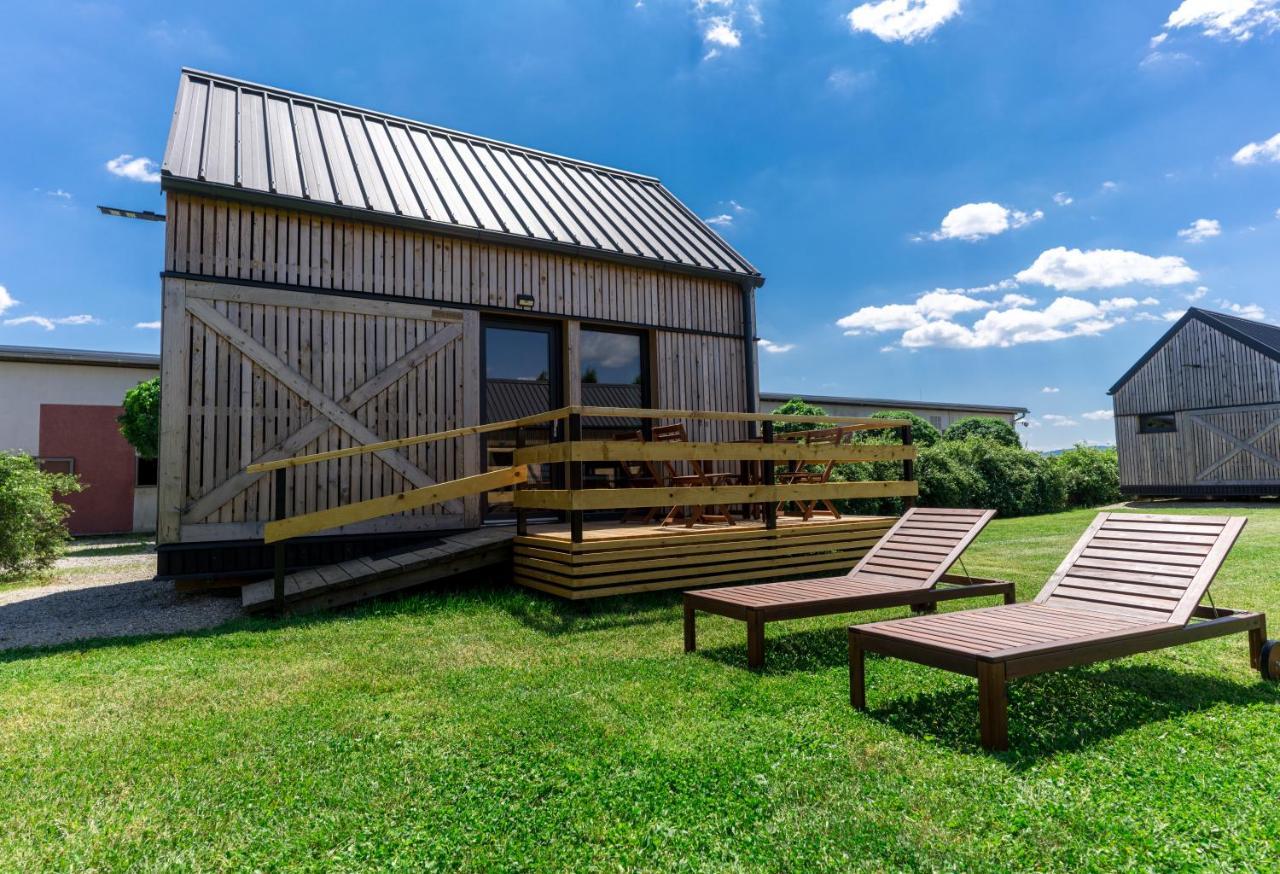 Hotel Horse Glamping Park à Cirkovce Extérieur photo