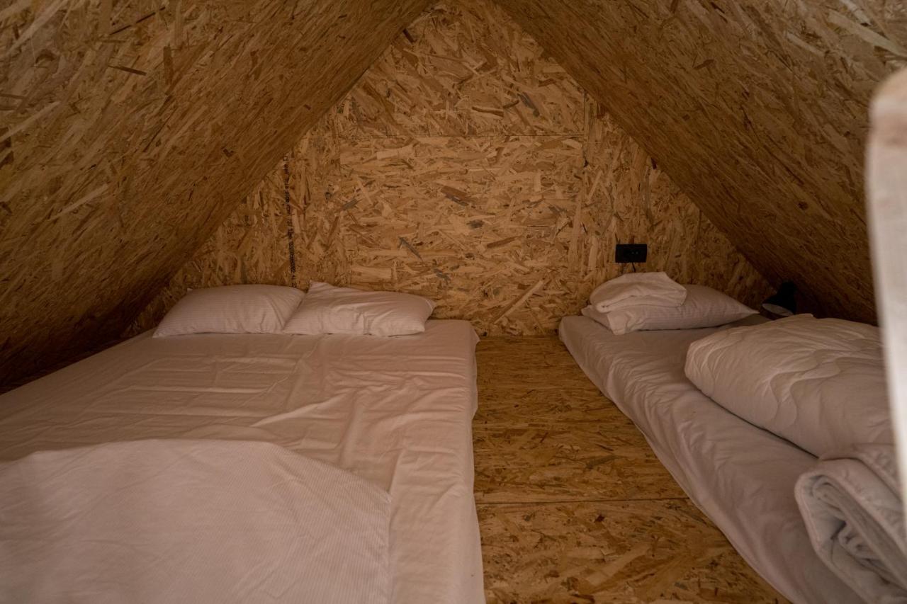 Hotel Horse Glamping Park à Cirkovce Extérieur photo