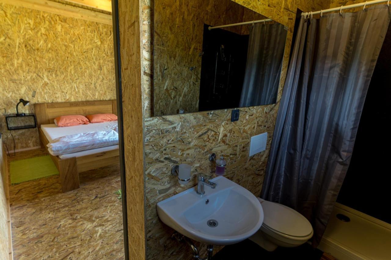 Hotel Horse Glamping Park à Cirkovce Extérieur photo